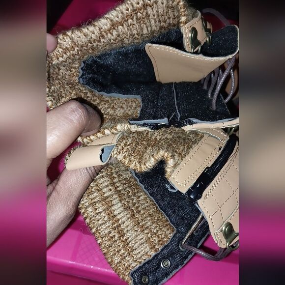 Ladies lace-up boots sz 6.5 - Picture 7 of 16